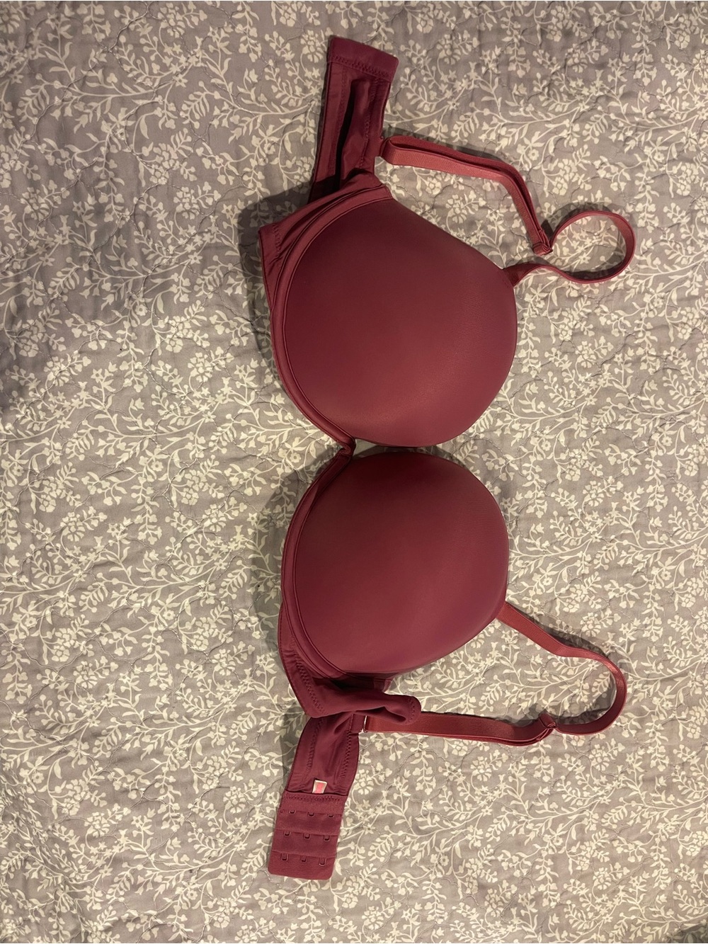 Victoria's Secret Smooth T-Shirt Bra in dusty rose red